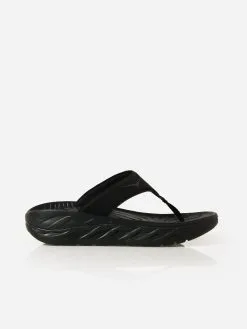 HOKA Women's Ora Recovery Flip -Sandals Sales 1117910xBLACKDARKGULLGREYxAlt1 89243096