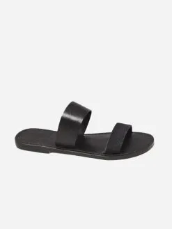 By James James Sandal